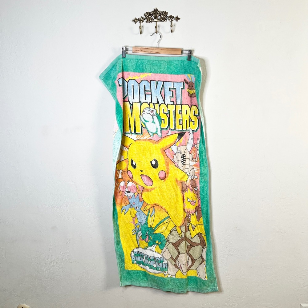 Vintage Nintendo Pocket Monsters Pokemon Beach Towel Pikachu Battle Japan RARE